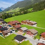 Alphof Hotel 4*