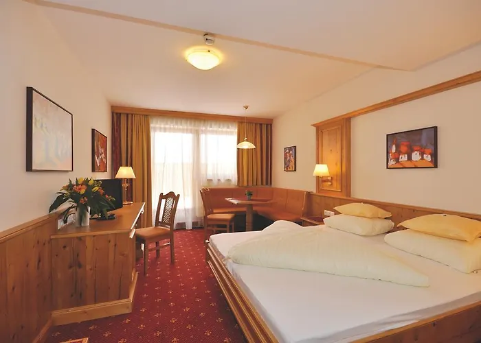 Alphof Hotel 4*