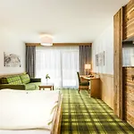 Alphof Hotel